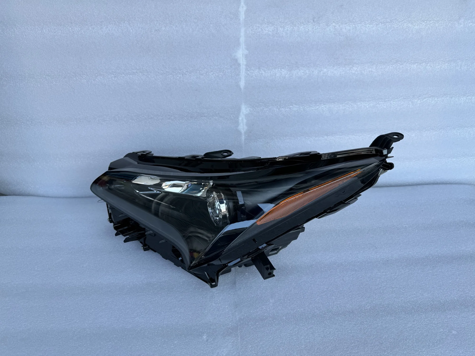 High Quality Headlights Suitable For Lexus NX Headlights, Hernia Headlights, Automotive Lighting Systems, Headlights
High Quality Headlights Suitable For Lexus NX Headlights, Hernia Headlights, Automotive Lighting Systems, Headlights