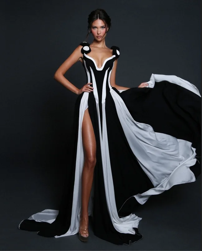 Sexy High fork Sleeveless Bandage Dress Women Flower Black White Stripe Long Dresses Vacation Party Elegangt Party Club Dresses
Sexy High fork Sleeveless Bandage Dress Women Flower Black White Stripe Long Dresses Vacation Party Elegangt Party Club Dresses