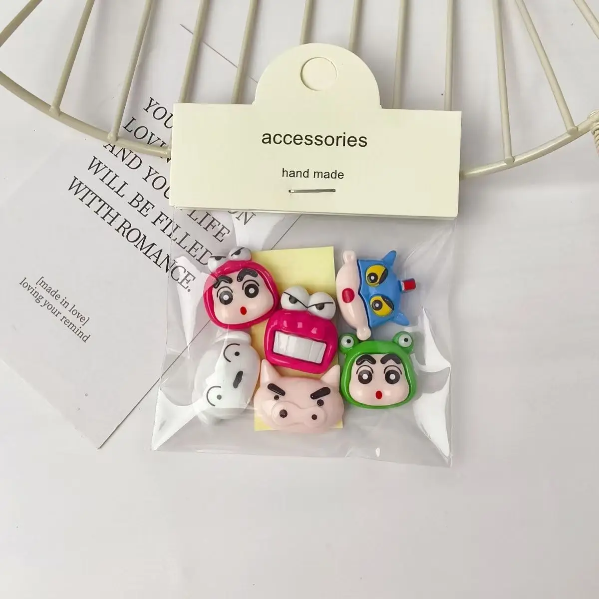 Kawaii Crayon Shin-chan Decorative Sticker Anime Cartoon Water Cup Card Decoration DIY Phone Case Glue Resin Accessories Gifts
Kawaii Crayon Shin-chan Decorative Sticker Anime Cartoon Water Cup Card Decoration DIY Phone Case Glue Resin Accessories Gifts