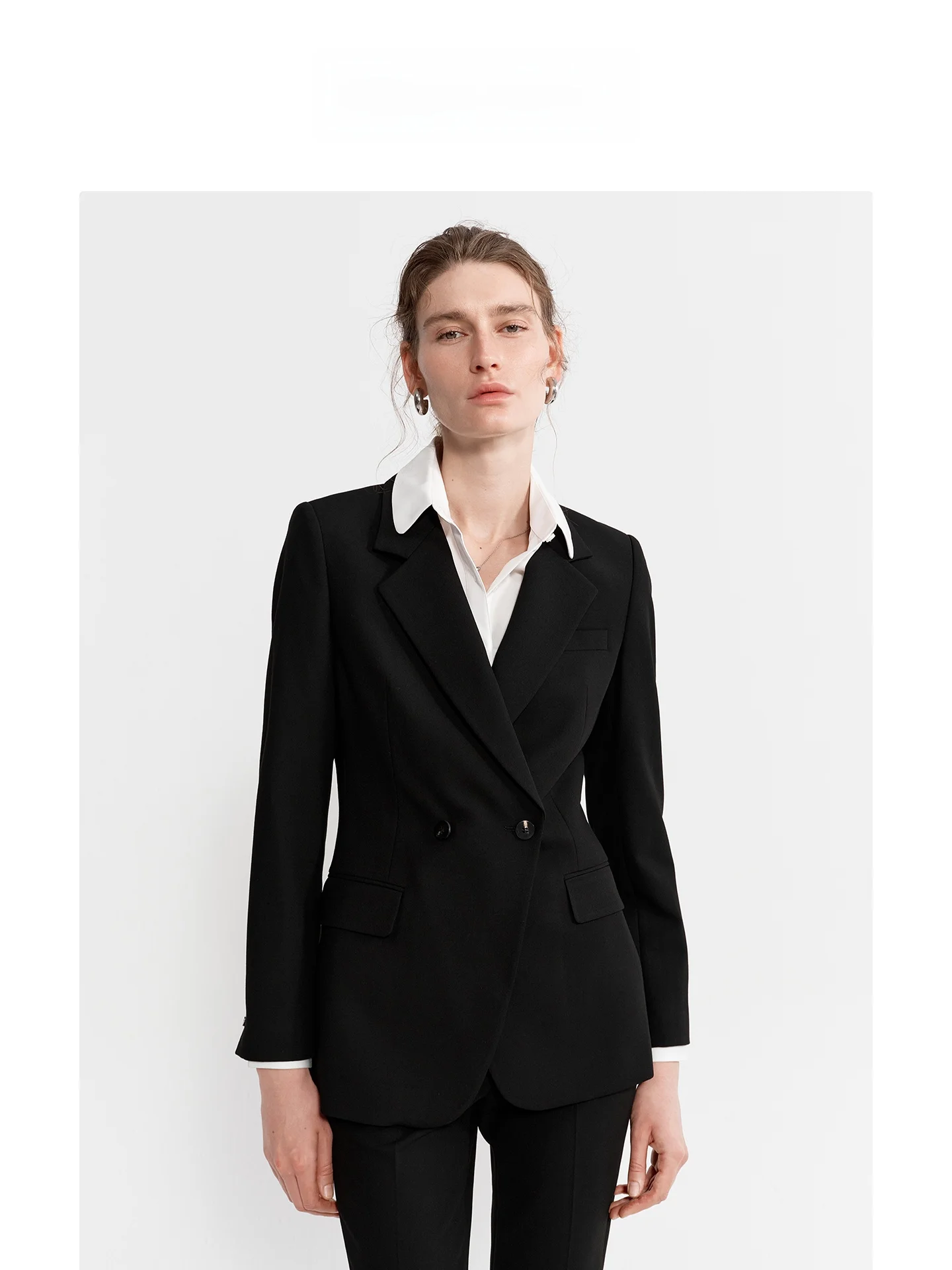 LeLenth Bla Костюм с двумя пуговицами на талии Jaet для женщин Осенний деловой костюм для интервью Формальная одежда Полиэфирное волокно против морщин
LeLenth Bla Костюм с двумя пуговицами на талии Jaet для женщин Осенний деловой костюм для интервью Формальная одежда Полиэфирное волокно против морщин