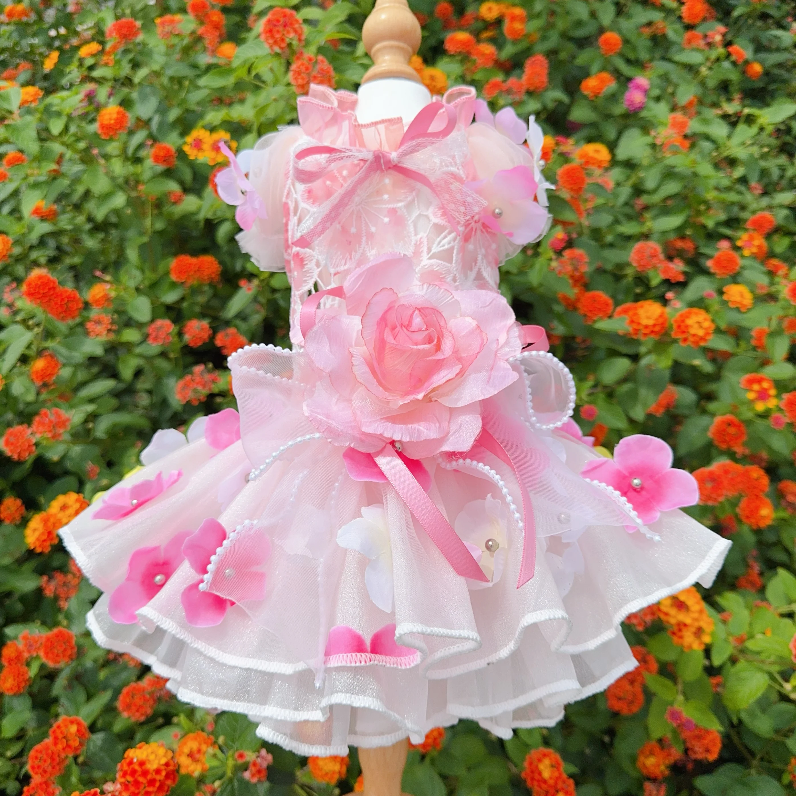 Fine Luxury Pet Dog Clothes Fashion Handmade Pink Hollow Lace Flower Party Princess Dresses For Small Medium Dog Poodle Puppy
Fine Luxury Pet Dog Clothes Fashion Handmade Pink Hollow Lace Flower Party Princess Dresses For Small Medium Dog Poodle Puppy