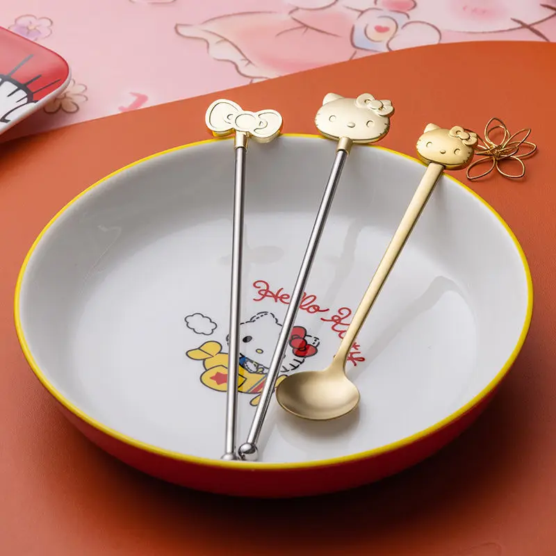Sanrio Hello Kitty, милая золотая ложка для кофе, бытовая палочка для смешивания десертов, супер толстая длинная ручка, корейский стиль
Sanrio Hello Kitty, милая золотая ложка для кофе, бытовая палочка для смешивания десертов, супер толстая длинная ручка, корейский стиль