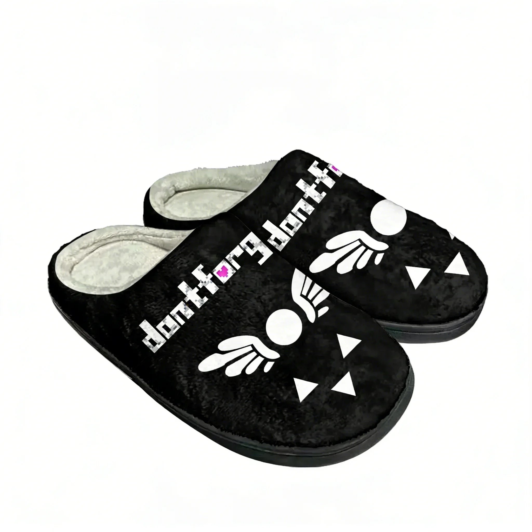 Домашние хлопковые тапочки Deltarune: популярные плюшевые тапочки с мультяшным дизайном для мужчин, женщин и подростков, теплые, для спальни, на заказ
Домашние хлопковые тапочки Deltarune: популярные плюшевые тапочки с мультяшным дизайном для мужчин, женщин и подростков, теплые, для спальни, на заказ