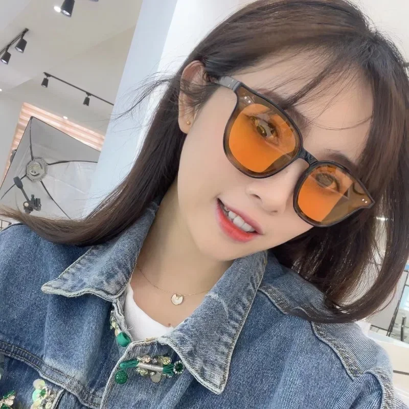 New Women's Cat Eye Sunglasses Designer Luxury Fashion Square Sunglasses Women Retro Trendy Sexy Goggles UV400 Shades Glasses
New Women's Cat Eye Sunglasses Designer Luxury Fashion Square Sunglasses Women Retro Trendy Sexy Goggles UV400 Shades Glasses