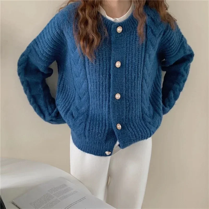 Women Sweet Cable Sweater New Single Breasted Loose Casual Knit Cardigans Autumn Winter O-Neck Solid Colors Sweater Chic Jumpers
Women Sweet Cable Sweater New Single Breasted Loose Casual Knit Cardigans Autumn Winter O-Neck Solid Colors Sweater Chic Jumpers