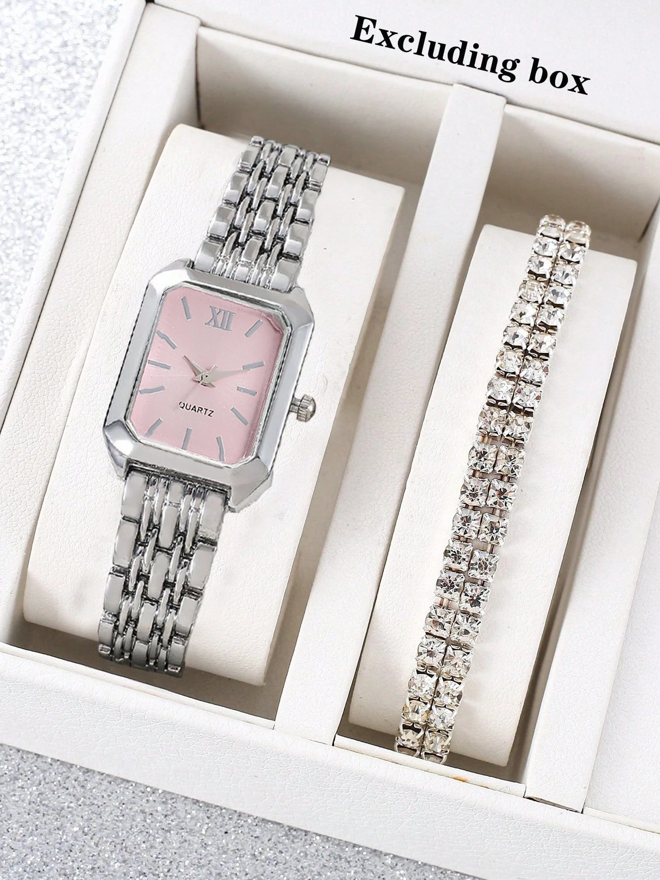 1 pcs of fashionable and simple square quartz watch and 1 pcs of versatile double row chain
1 pcs of fashionable and simple square quartz watch and 1 pcs of versatile double row chain