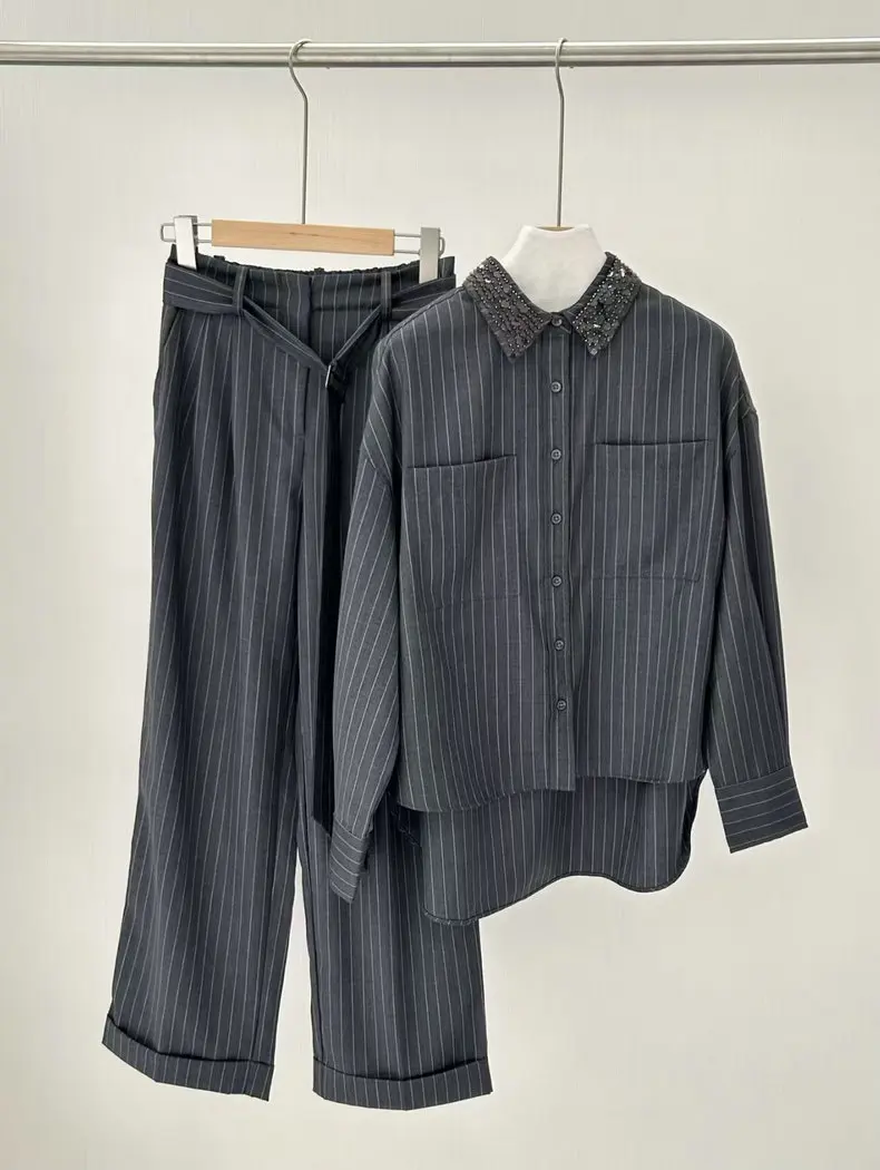 Women Striped Pants Suits Autumn Sequined Turn-down Collar Single Breasted Shirt + High Waist Long Pants Elegant Wool Set
Women Striped Pants Suits Autumn Sequined Turn-down Collar Single Breasted Shirt + High Waist Long Pants Elegant Wool Set