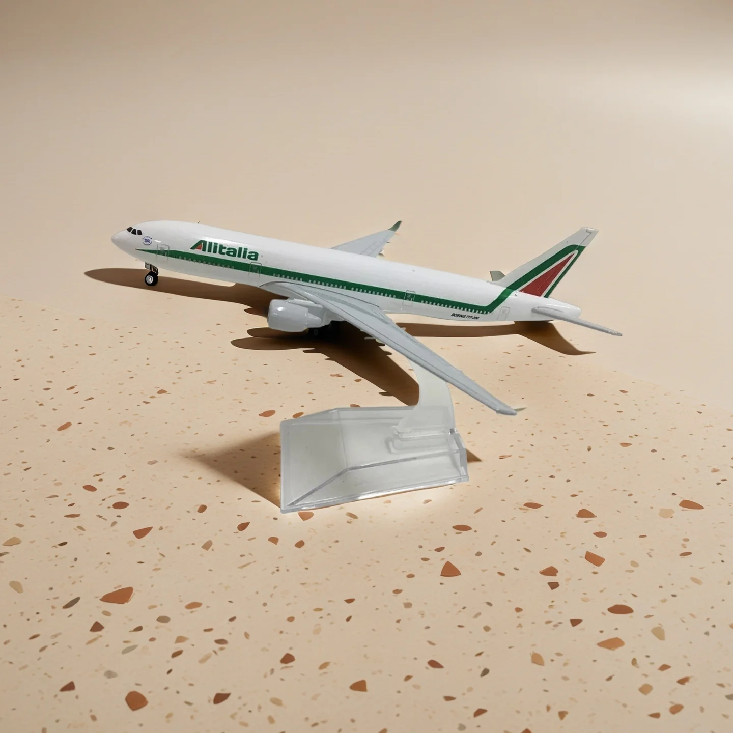 Настольные аксессуары, 1/400 самолетов, Италия 77, 16 см, модель самолета из сплава, игрушки, украшения, детский подарок для коллекции
Настольные аксессуары, 1/400 самолетов, Италия 77, 16 см, модель самолета из сплава, игрушки, украшения, детский подарок для коллекции