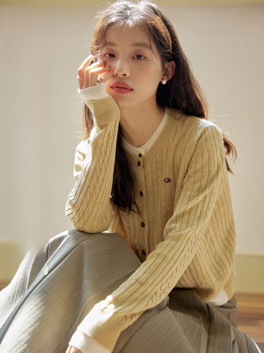 Nov Et Vintage Preppy Knit Sweater ort round Ne Fake Two-Piece Women's Early Autumn Striped Cardigan Long Sve
Nov Et Vintage Preppy Knit Sweater ort round Ne Fake Two-Piece Women's Early Autumn Striped Cardigan Long Sve