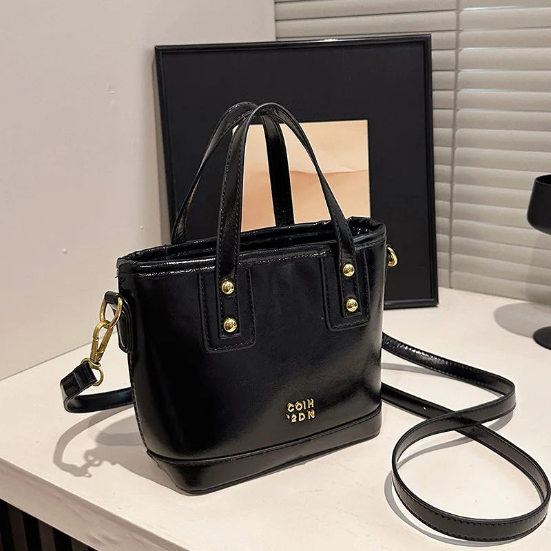 2025 Sophisticated Bucket Bag, Vintage Slouchy Leather Purse, Exclusive Crossbody & Top Handle Bag, Chic Women's Shoulder Bag
2025 Sophisticated Bucket Bag, Vintage Slouchy Leather Purse, Exclusive Crossbody & Top Handle Bag, Chic Women's Shoulder Bag