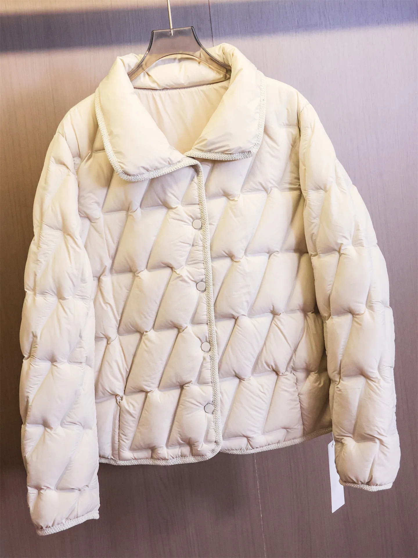 Women's Long Sleeve down Jacket High Fill Power Lightweight Warm Not Puffy Goose down Coat Casual Loose Fit Winter Outerwear
Women's Long Sleeve down Jacket High Fill Power Lightweight Warm Not Puffy Goose down Coat Casual Loose Fit Winter Outerwear