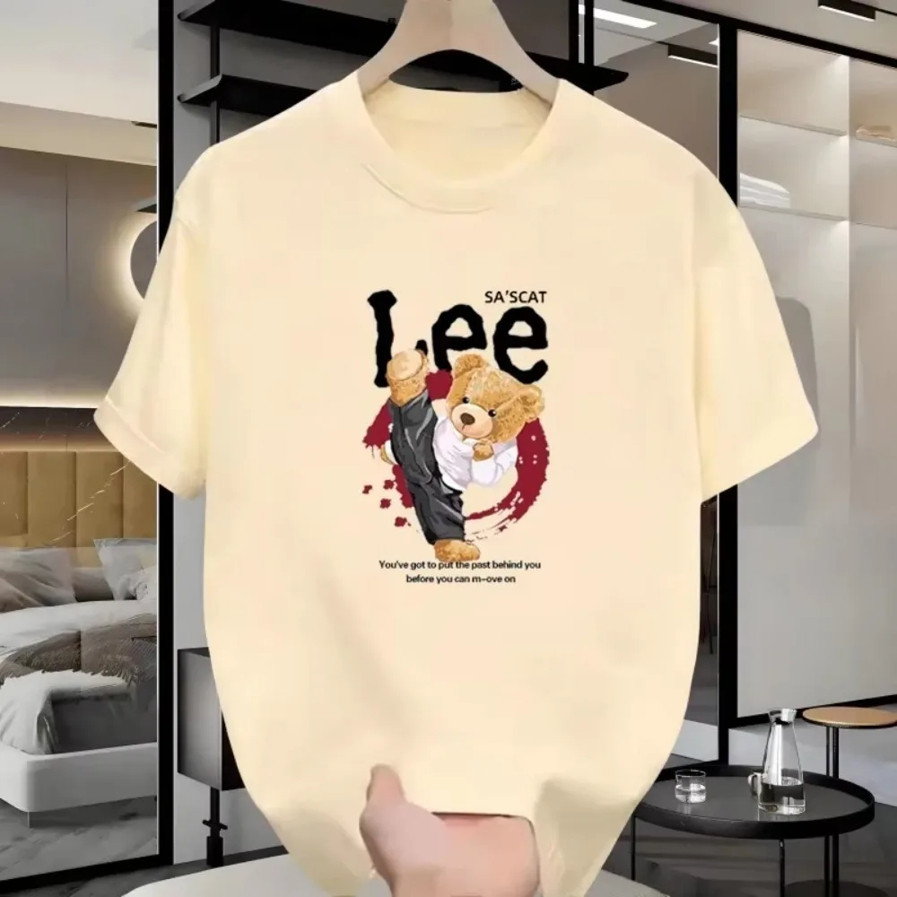 2025 The Latest Korean Trend Letter Bear Print Cotton T-shirt Co-branded Loose Round Neck Fashion Printed Short-sleeved T-shirt
2025 The Latest Korean Trend Letter Bear Print Cotton T-shirt Co-branded Loose Round Neck Fashion Printed Short-sleeved T-shirt
