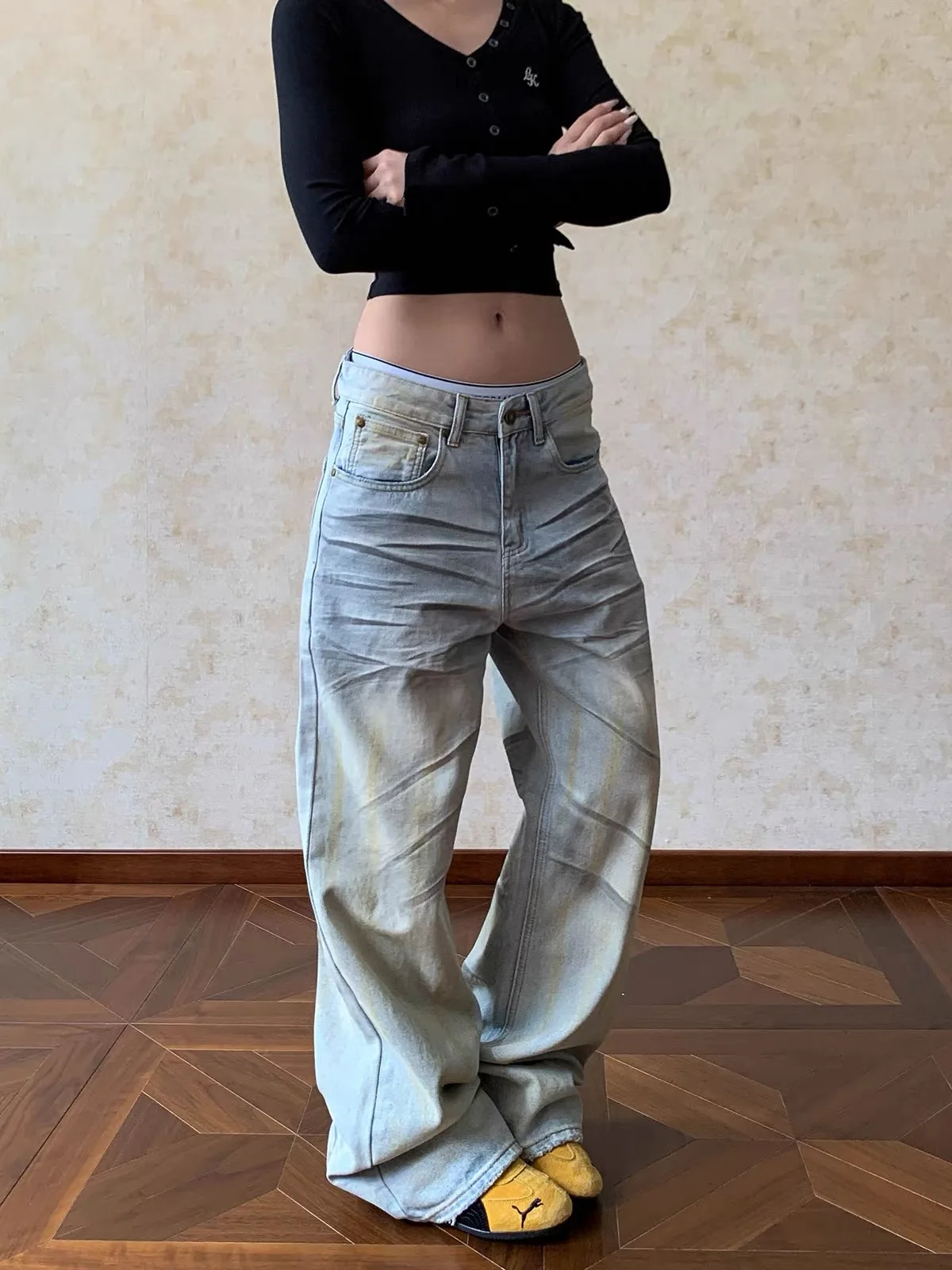 American Waed Light Blue Jeans Men Women Straight Leg Loose Fit Drag Floor Pants Whisker Design Summer Casual Jeans
American Waed Light Blue Jeans Men Women Straight Leg Loose Fit Drag Floor Pants Whisker Design Summer Casual Jeans