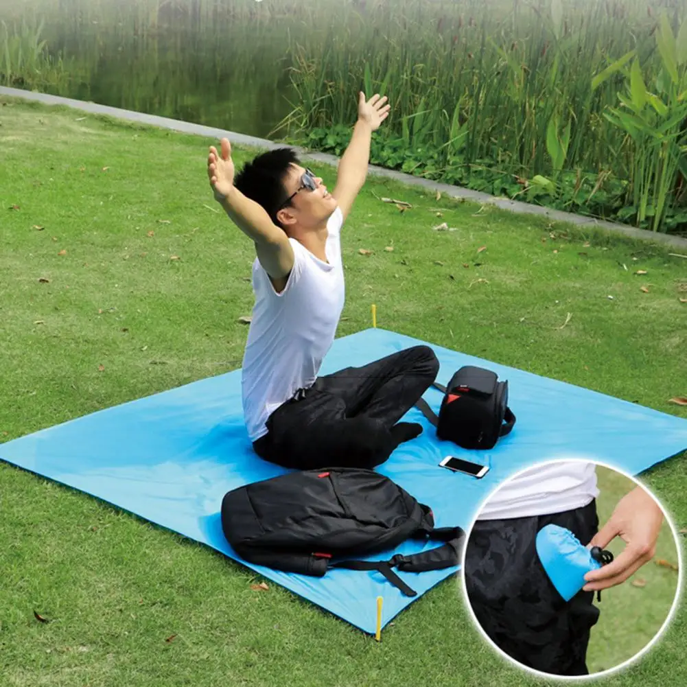 1 Set Picnic Mat Waterproof Foldable Oxford Fabrics Drawstring Design Pocket Beach Blanket for Outdoor Travel Hiking Picnic Mat
1 Set Picnic Mat Waterproof Foldable Oxford Fabrics Drawstring Design Pocket Beach Blanket for Outdoor Travel Hiking Picnic Mat