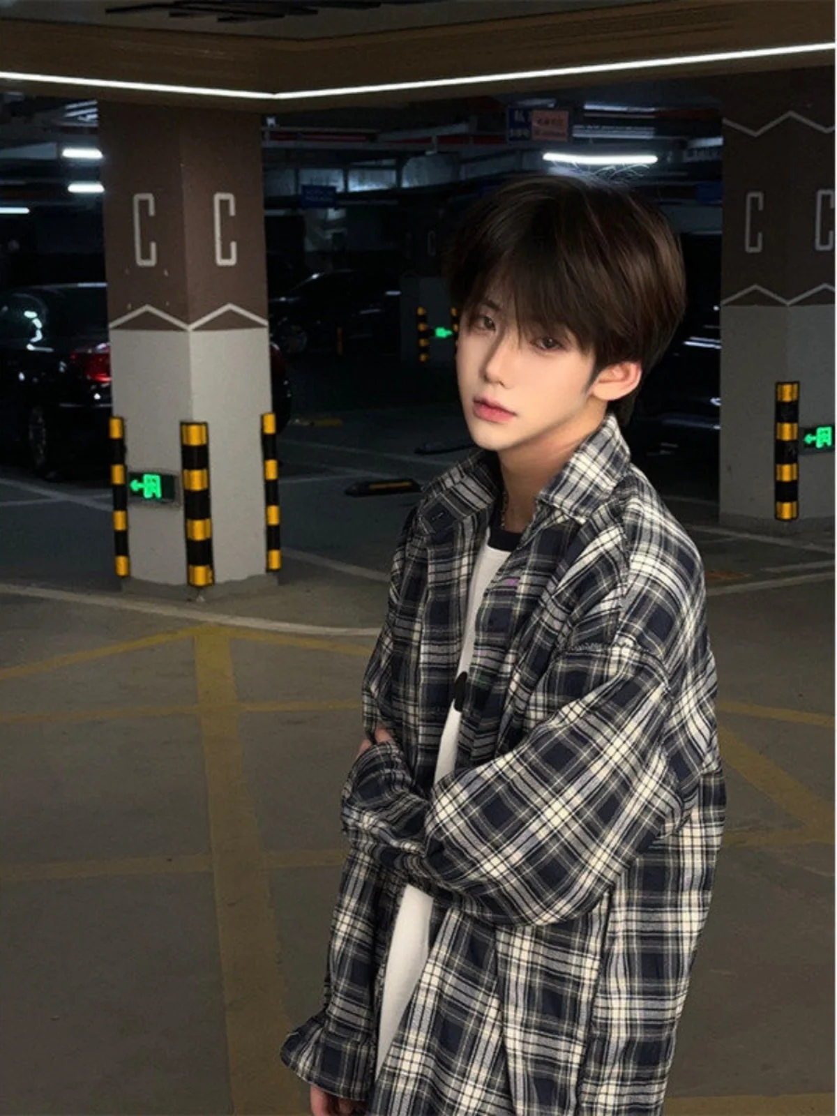 Trendy Youth Plaid Long Sleeve Shirt Men's Loose Fit Comfortable Lazy Style Blue Denim Pocket Shirt Casual Polyester Cotton B...
Trendy Youth Plaid Long Sleeve Shirt Men's Loose Fit Comfortable Lazy Style Blue Denim Pocket Shirt Casual Polyester Cotton B...