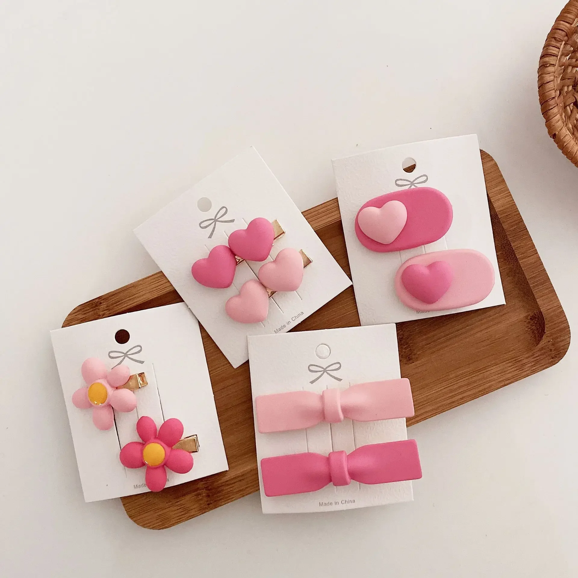 2pcs Baby Hair Clips Sweet Heart Bows Kawaii Flower Headwear Resin Barrettes Children Girls Cute Accessories Summer Spring Hot
2pcs Baby Hair Clips Sweet Heart Bows Kawaii Flower Headwear Resin Barrettes Children Girls Cute Accessories Summer Spring Hot