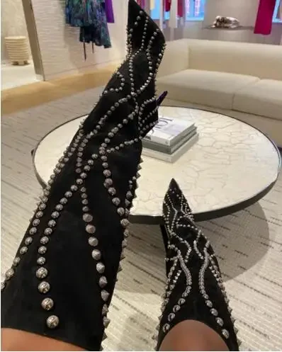 Sexy Women Black Blue Suede Full Rivets Pointed Toe Thin Heels Mid-calf Boots Female Slip On Over The Knee Thigh Long Boots Shoe
Sexy Women Black Blue Suede Full Rivets Pointed Toe Thin Heels Mid-calf Boots Female Slip On Over The Knee Thigh Long Boots Shoe
