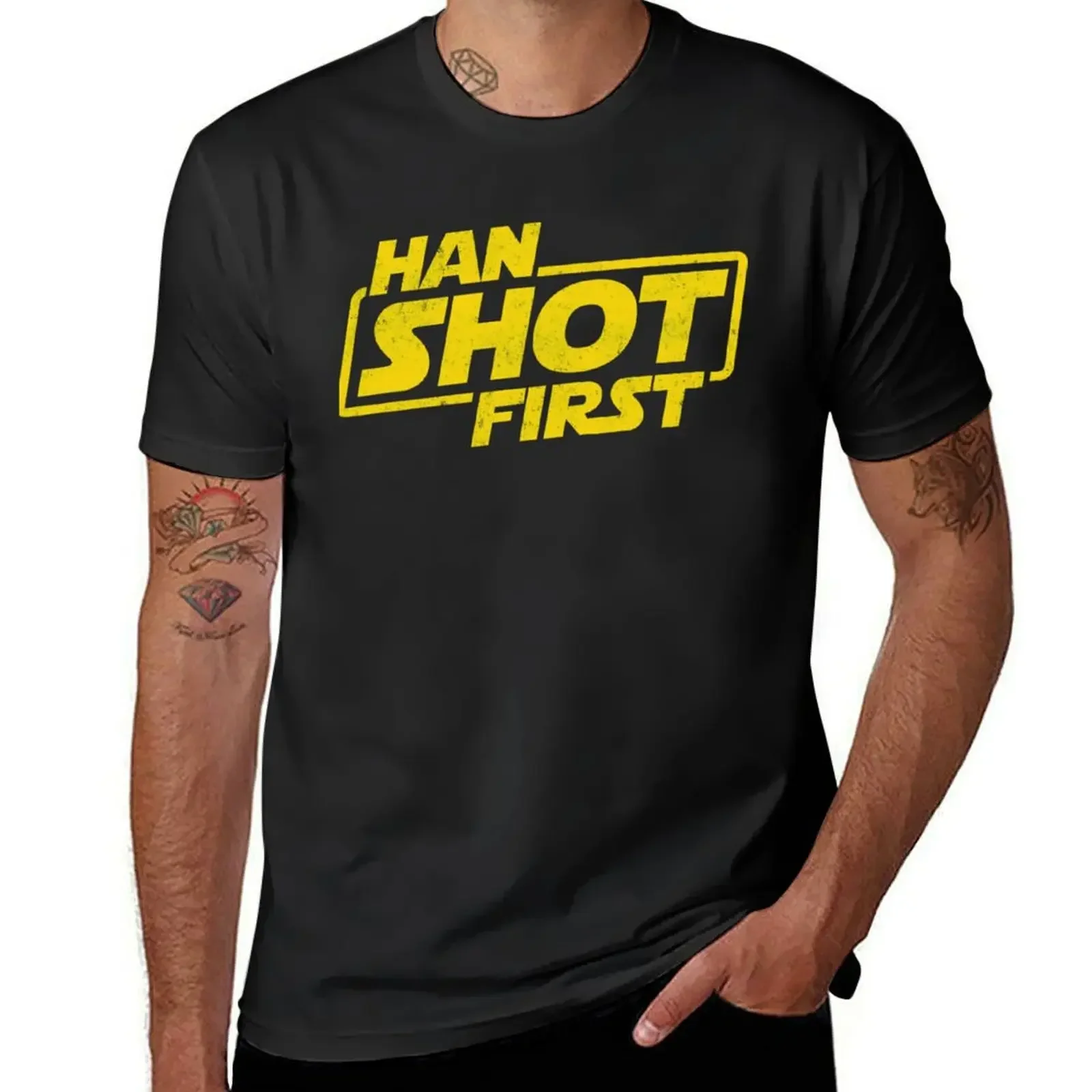 Han Shot First, Geek Shirt, Han Shot first Fan Gift, Popular Culture gift Essential. Футболка, эстетическая одежда, одежда для мужчин
Han Shot First, Geek Shirt, Han Shot first Fan Gift, Popular Culture gift Essential. Футболка, эстетическая одежда, одежда для мужчин