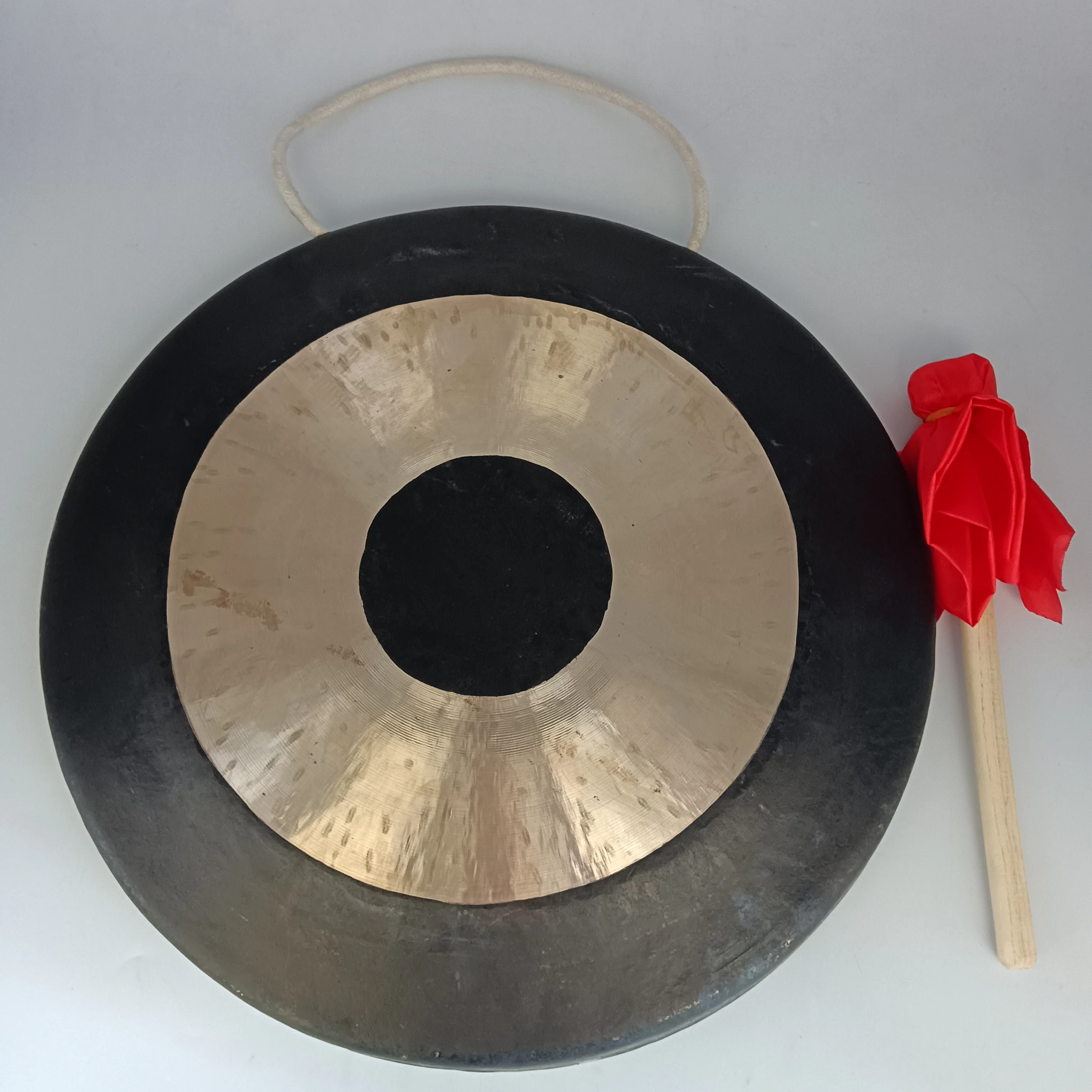 High Quality 36cm Handmade Gong Meditations Chau Gong Wind Gong
High Quality 36cm Handmade Gong Meditations Chau Gong Wind Gong