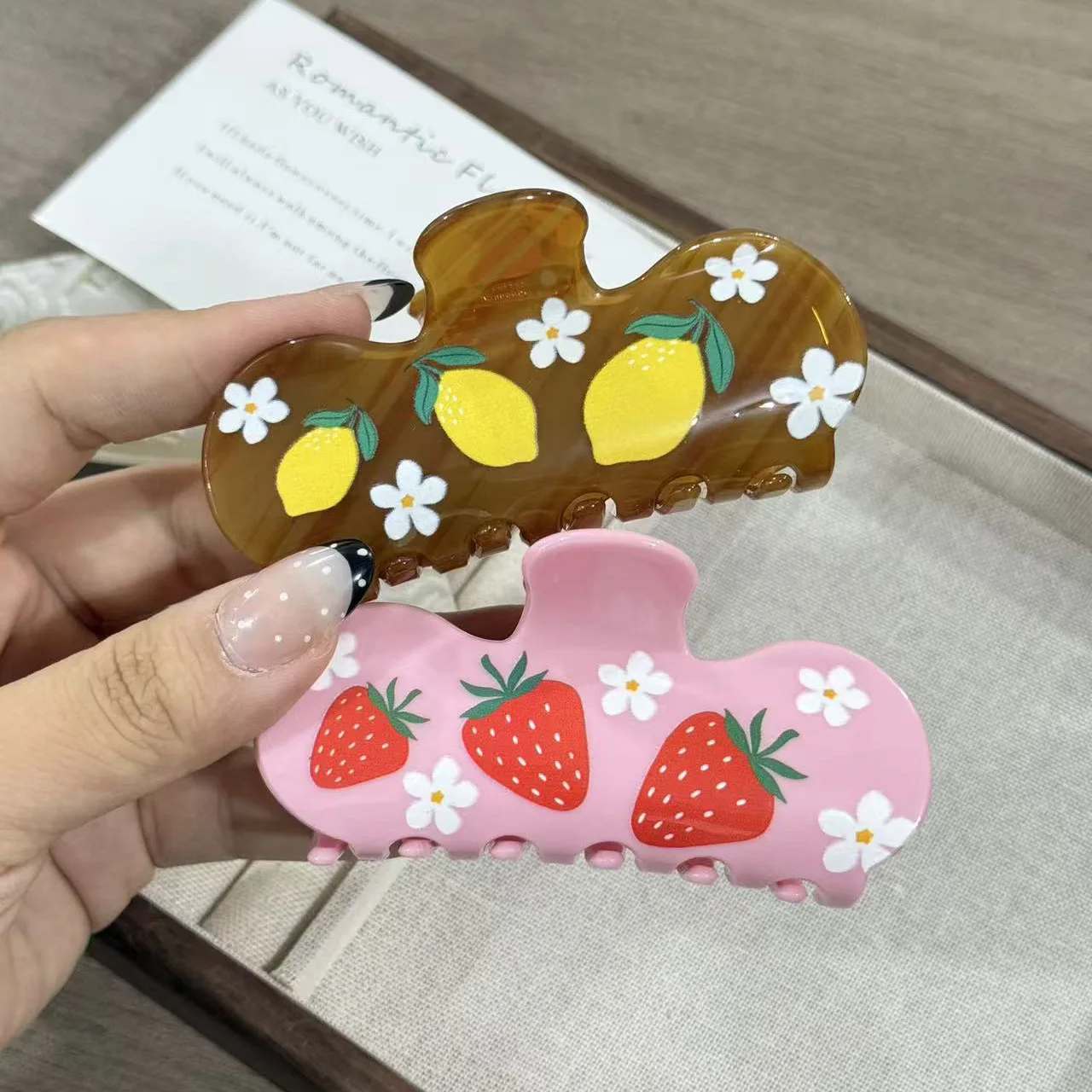 NEW Sweet Fruit Series Strawberry Lemon Hair Claw Acrylic Claw Clips Summer Trendy Hair Clips for Women Girls Hair Accessories
NEW Sweet Fruit Series Strawberry Lemon Hair Claw Acrylic Claw Clips Summer Trendy Hair Clips for Women Girls Hair Accessories