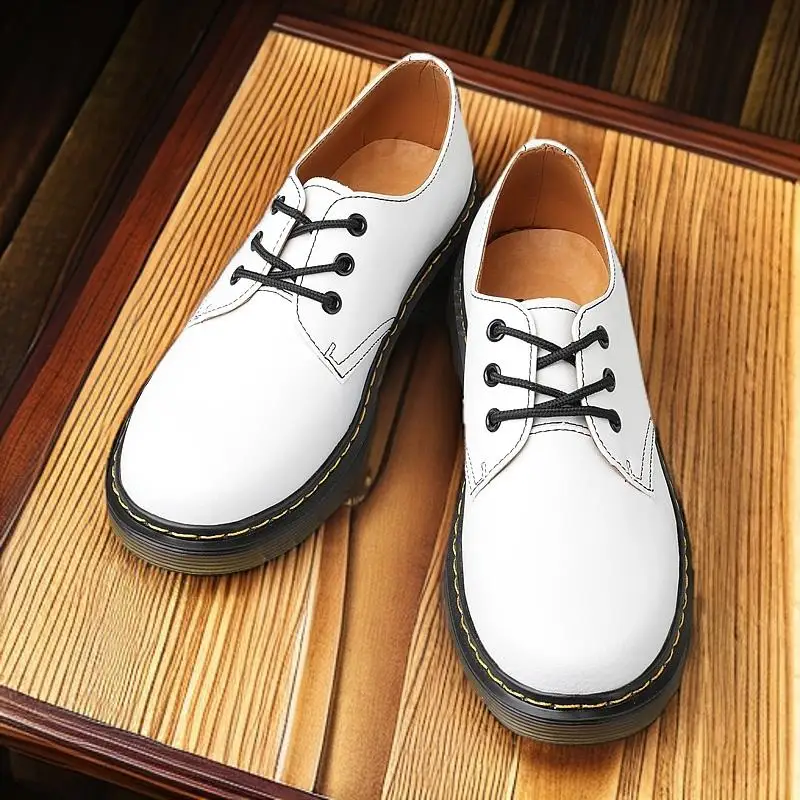 Couples Mesh Runners: Vibrant Breathable Shoes - Perfect for Spring/Summer Casual Wear
Couples Mesh Runners: Vibrant Breathable Shoes - Perfect for Spring/Summer Casual Wear