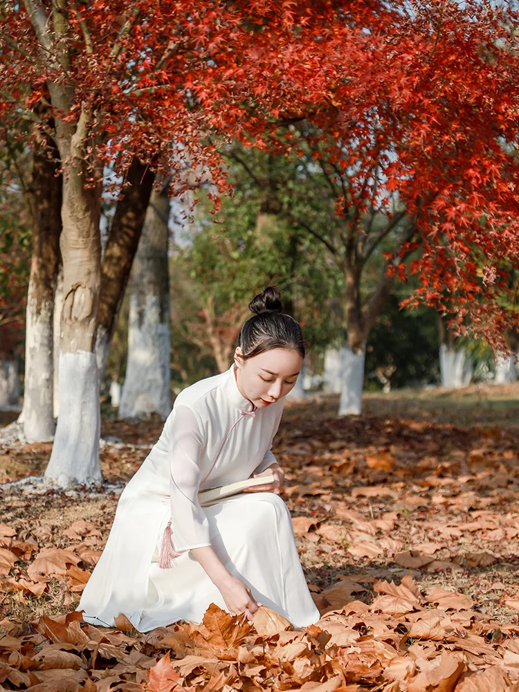 Ele White Qipao Dr Spring Artistic High Waist Long Skirt Soft Comfortable Polyester Double Layer Draped Classical Revival
Ele White Qipao Dr Spring Artistic High Waist Long Skirt Soft Comfortable Polyester Double Layer Draped Classical Revival