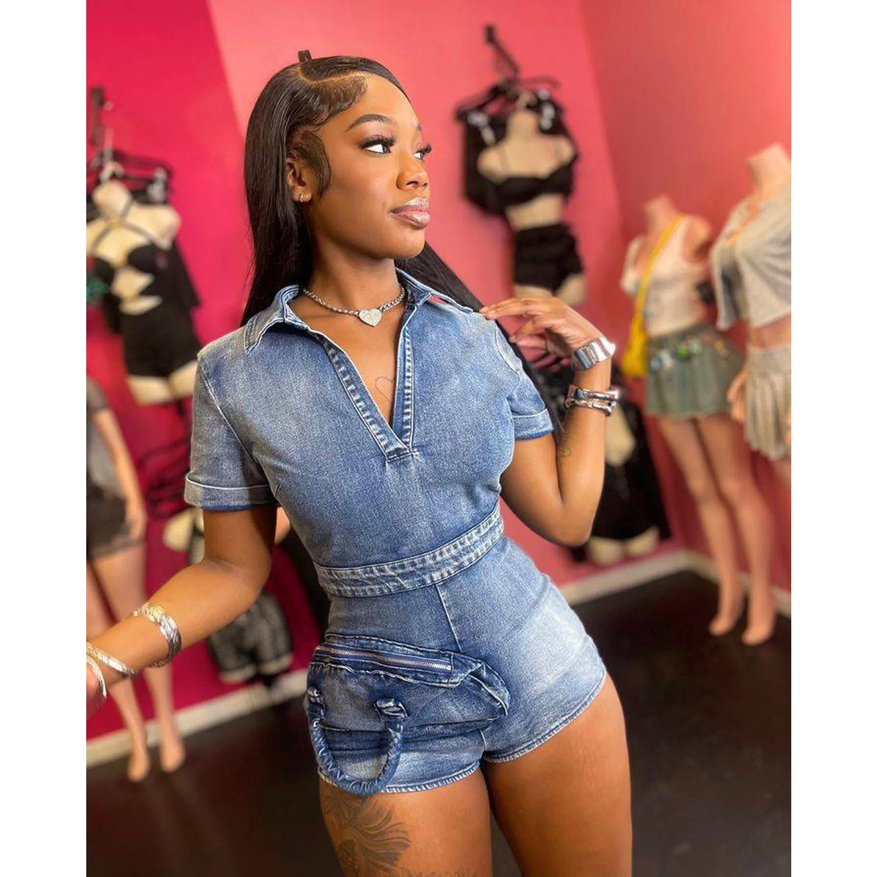 Denim Pocket Jumpsuits 2025 Summer Clothes Y2K Streetwear Women Elegant Jean Jumpsuit Pant Bodycon Sexy One Piece Rompers
Denim Pocket Jumpsuits 2025 Summer Clothes Y2K Streetwear Women Elegant Jean Jumpsuit Pant Bodycon Sexy One Piece Rompers