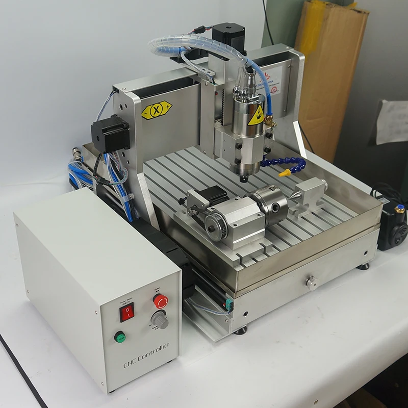 3040 6040 6090 4 Axis CNC Router 1500W 2.2KW With Limit Switch Wood PCB Metal Engraving Drilling Milling Mold Sample Carving
3040 6040 6090 4 Axis CNC Router 1500W 2.2KW With Limit Switch Wood PCB Metal Engraving Drilling Milling Mold Sample Carving