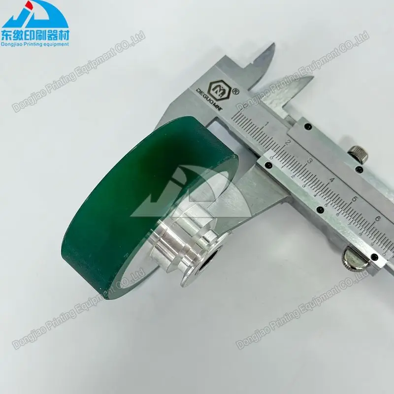 Горячая распродажа: Резиновый вал (ролик) для офсетной печатной машины KBA, толщина 20 мм, 60x8x35 мм, для прижимного ролика бумаги
Горячая распродажа: Резиновый вал (ролик) для офсетной печатной машины KBA, толщина 20 мм, 60x8x35 мм, для прижимного ролика бумаги