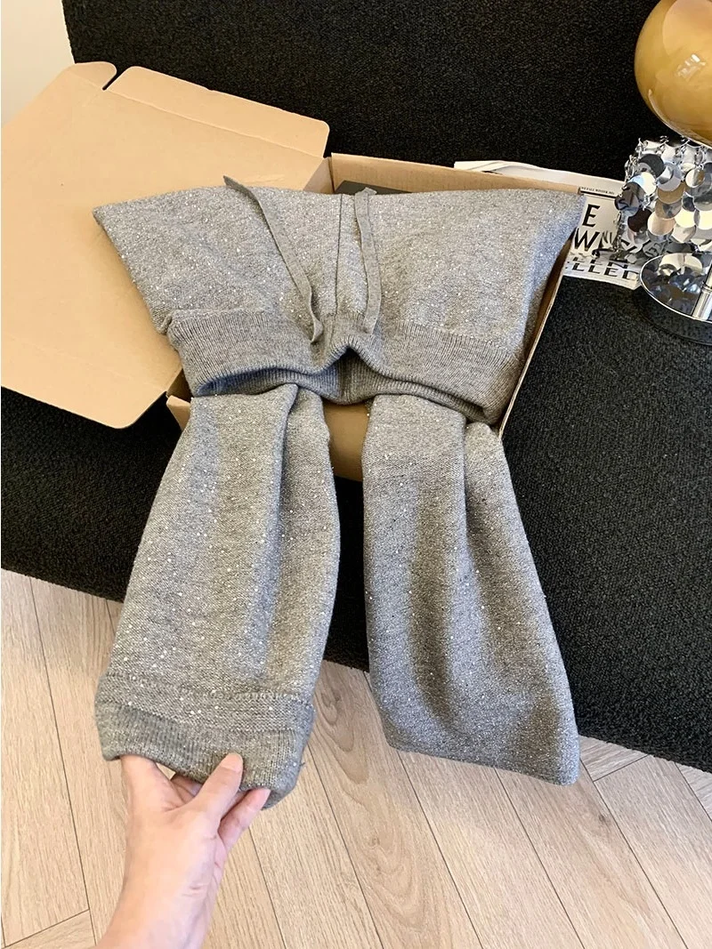 Faionable iny с блестками и эластичной резинкой на талии, прямые повседневные брюки, женские осенне-зимние новые высококачественные широкие брюки
Faionable iny с блестками и эластичной резинкой на талии, прямые повседневные брюки, женские осенне-зимние новые высококачественные широкие брюки