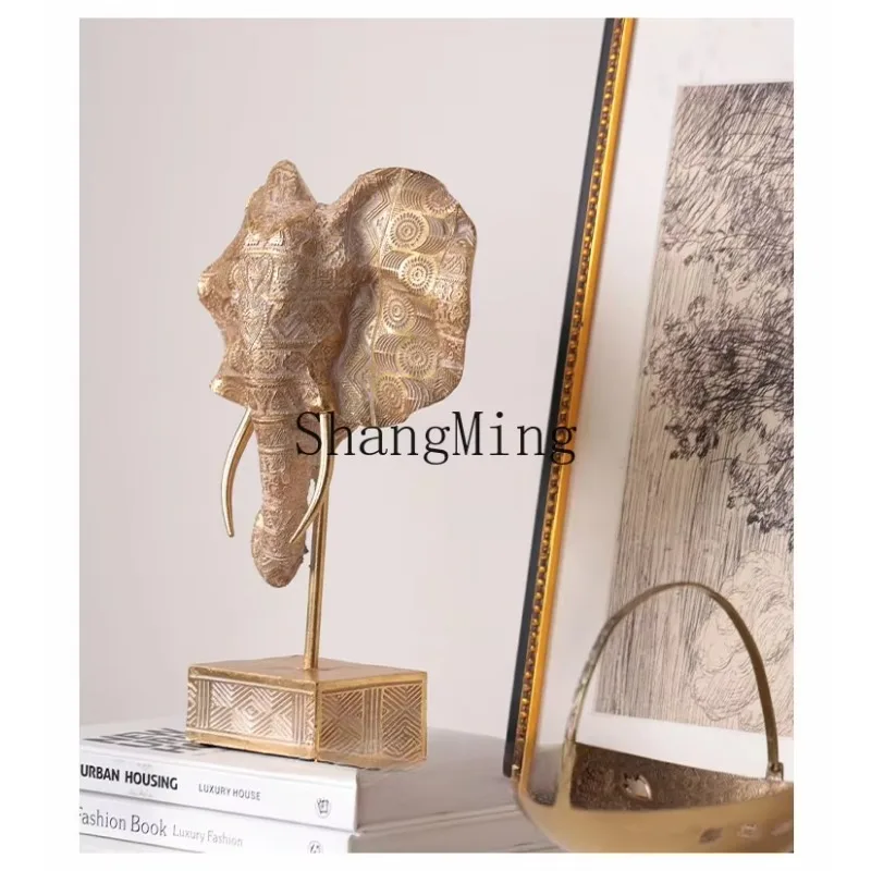 CL light luxury high-end elephant ornament, living room entrance desktop niche art soft decoration
CL light luxury high-end elephant ornament, living room entrance desktop niche art soft decoration