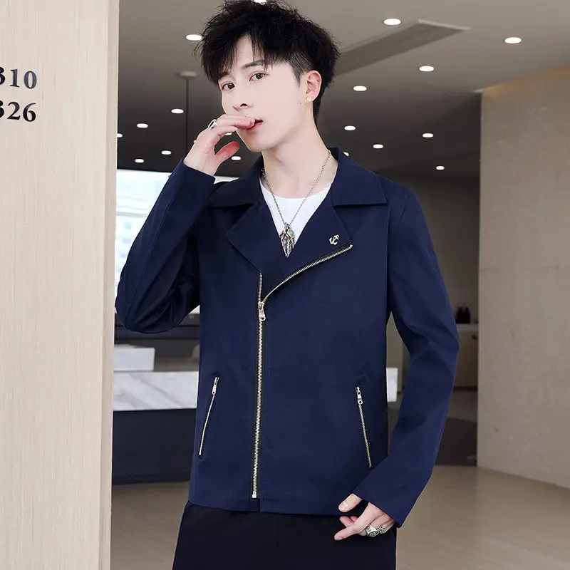 Мужская повседневная куртка Slim Fit с воротником-стойкой, демисезонная, из полиэфирного волокна, на молнии, цветная
Мужская повседневная куртка Slim Fit с воротником-стойкой, демисезонная, из полиэфирного волокна, на молнии, цветная