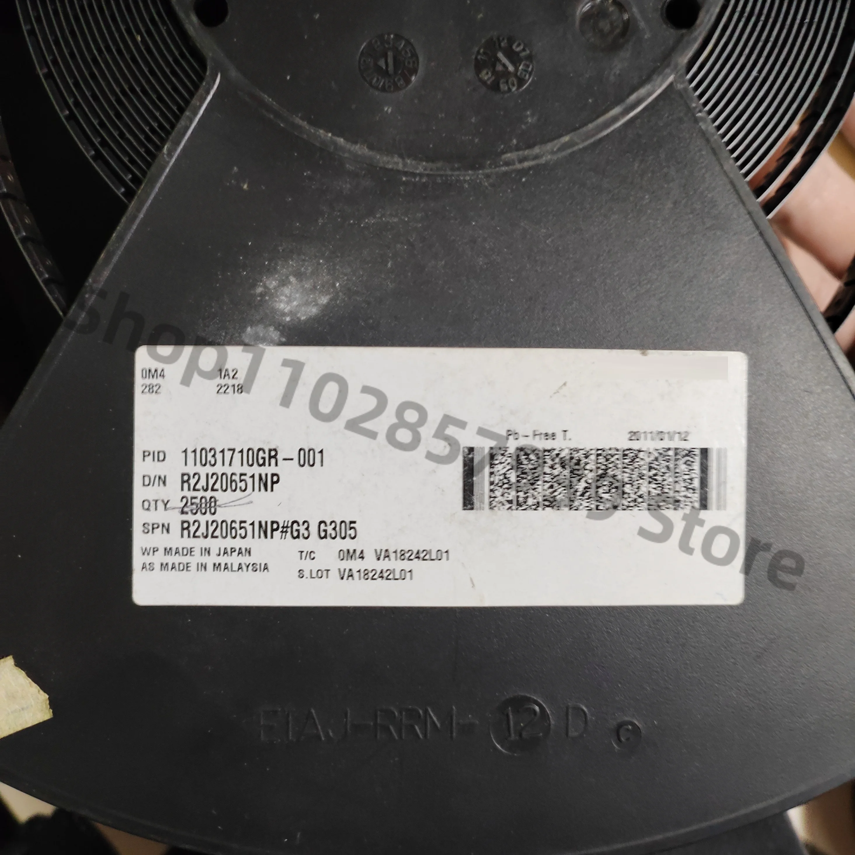 R2J20651NP QFN 2 шт./лот оригинальное пятно, чип драйвера ворот
R2J20651NP QFN 2 шт./лот оригинальное пятно, чип драйвера ворот