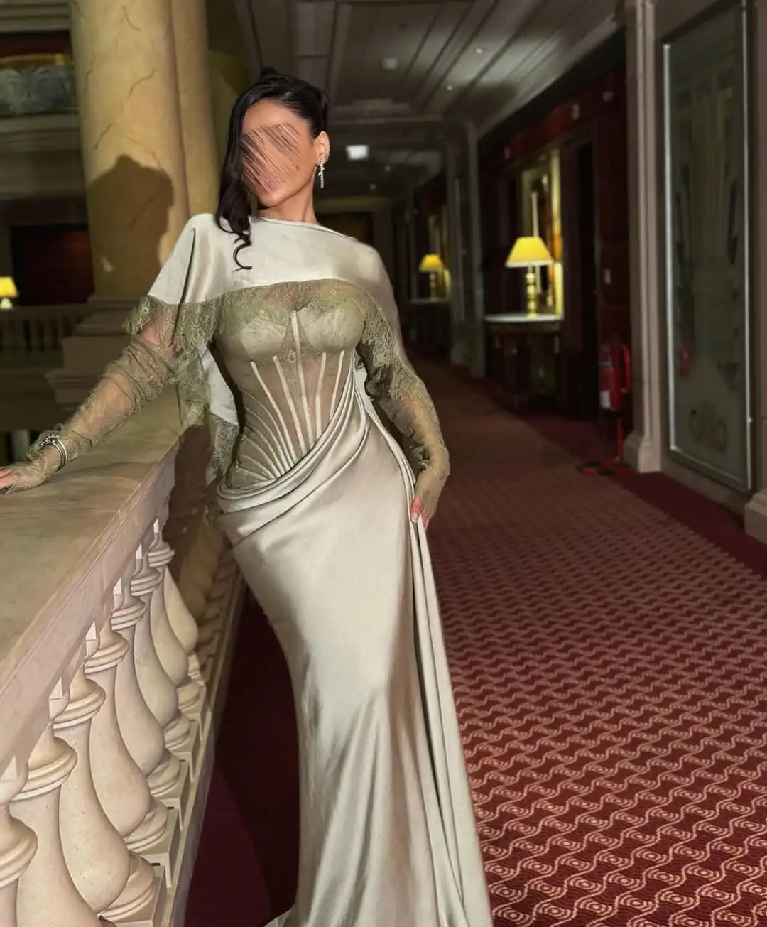 Women's Formal Evening Gowns Champagne Cape Lace Sleeve Fishbone Corset Long Sash Mermaid Modest Satin Evening Dresses
Women's Formal Evening Gowns Champagne Cape Lace Sleeve Fishbone Corset Long Sash Mermaid Modest Satin Evening Dresses