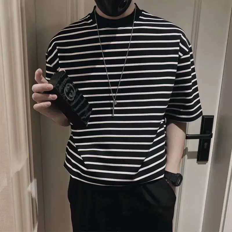Ins Men Clothing Striped T-shirt Men Round Neck Short-sleeved Casual Cotton Tops Korean Fashion Slim Bottoming Vintage T Shirt
Ins Men Clothing Striped T-shirt Men Round Neck Short-sleeved Casual Cotton Tops Korean Fashion Slim Bottoming Vintage T Shirt