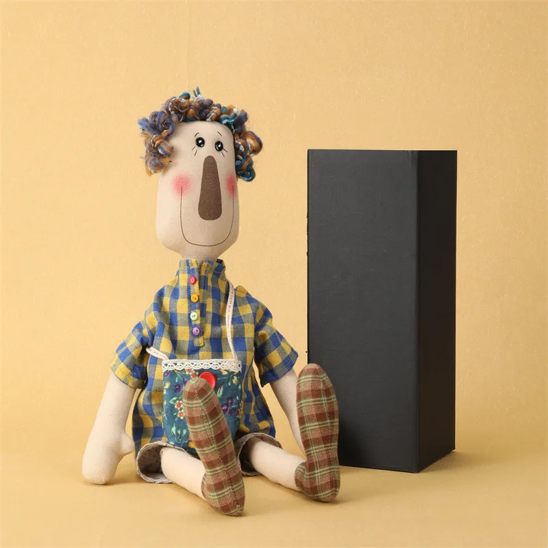 Оригинальная страшная милая ретро плюшевая кукла, абстрактная тканевая игрушка ручной работы, кукла для детей, модная мягкая игрушка в виде животного
Оригинальная страшная милая ретро плюшевая кукла, абстрактная тканевая игрушка ручной работы, кукла для детей, модная мягкая игрушка в виде животного