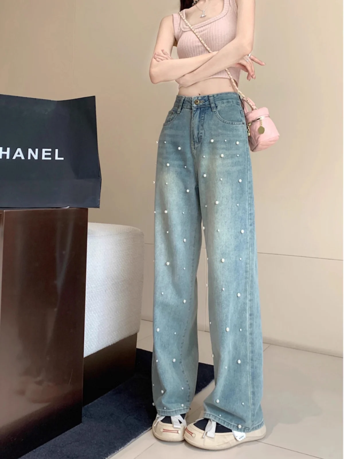 Designer Beaded Jeans 2024 New Spring Women's High Waist Loose Straight Leg Pants Casual Fashion Wide Leg Floor Dragging Pants
Designer Beaded Jeans 2024 New Spring Women's High Waist Loose Straight Leg Pants Casual Fashion Wide Leg Floor Dragging Pants