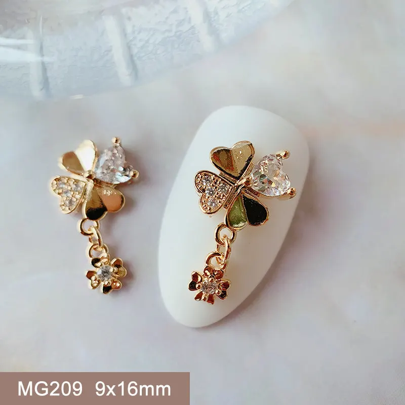 10pcs/lot Wholesale Luxury Love Heart Flower Zircon Crystals Rhinestones Nail Art Jewelry Decorations Nails Accessories Charms
10pcs/lot Wholesale Luxury Love Heart Flower Zircon Crystals Rhinestones Nail Art Jewelry Decorations Nails Accessories Charms