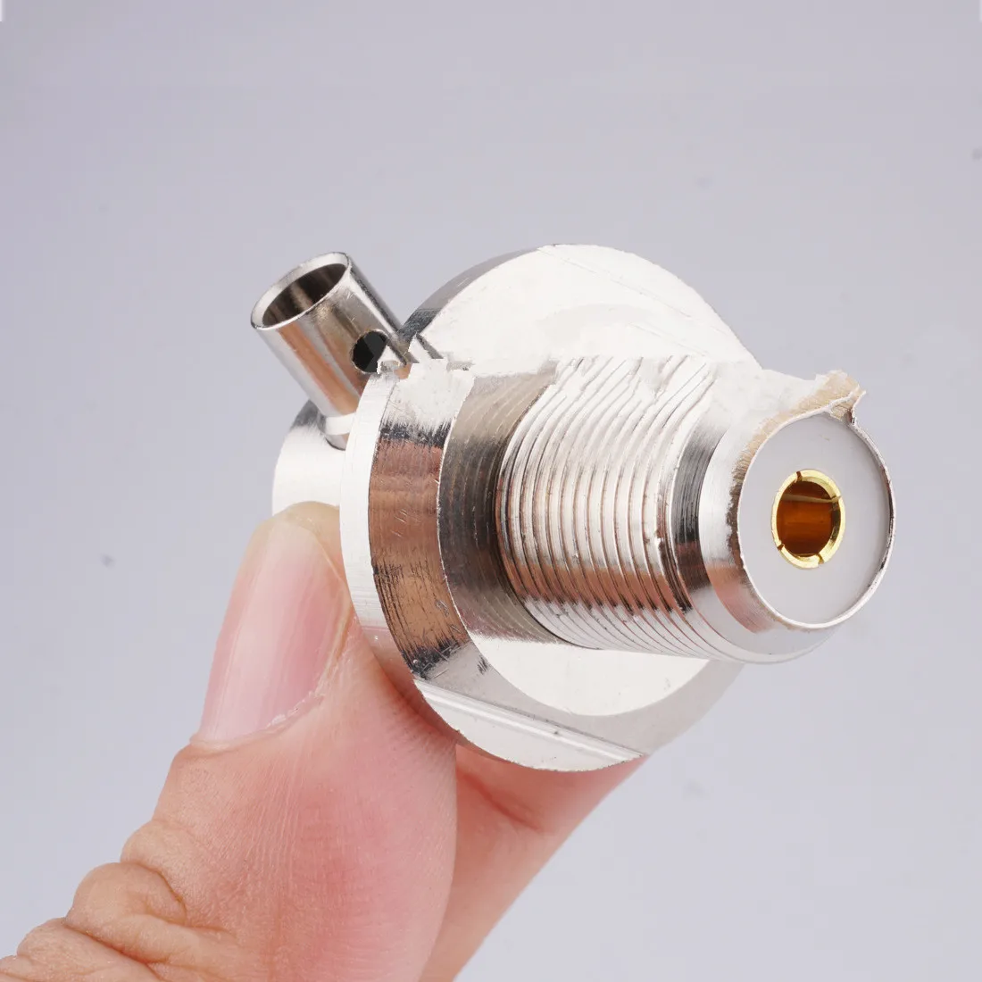 Bulkhead Nut Right Angle Crimp for RG58 RG142 LMR195 RF Coaxial Wire Terminals 1x UHF SO239 Female Jack Connector
Bulkhead Nut Right Angle Crimp for RG58 RG142 LMR195 RF Coaxial Wire Terminals 1x UHF SO239 Female Jack Connector