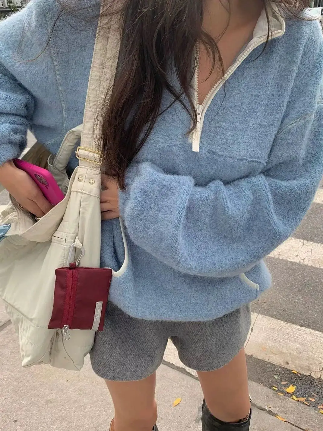 Casual Women's Zipper Collar Fleece Lined Sweatshirt Short Top Loose Fit Comfortable Style Long Sleeve Color Spring Wear
Casual Women's Zipper Collar Fleece Lined Sweatshirt Short Top Loose Fit Comfortable Style Long Sleeve Color Spring Wear