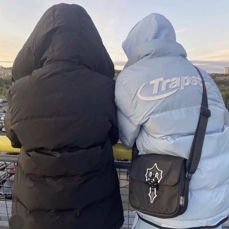 Модная съемная кепка с американской вышивкой букв, теплая пара, хлопковая джинсовая куртка с капюшоном, длинная светящаяся молодежная одежда Sle 20225, осень...
Модная съемная кепка с американской вышивкой букв, теплая пара, хлопковая джинсовая куртка с капюшоном, длинная светящаяся молодежная одежда Sle 20225, осень...