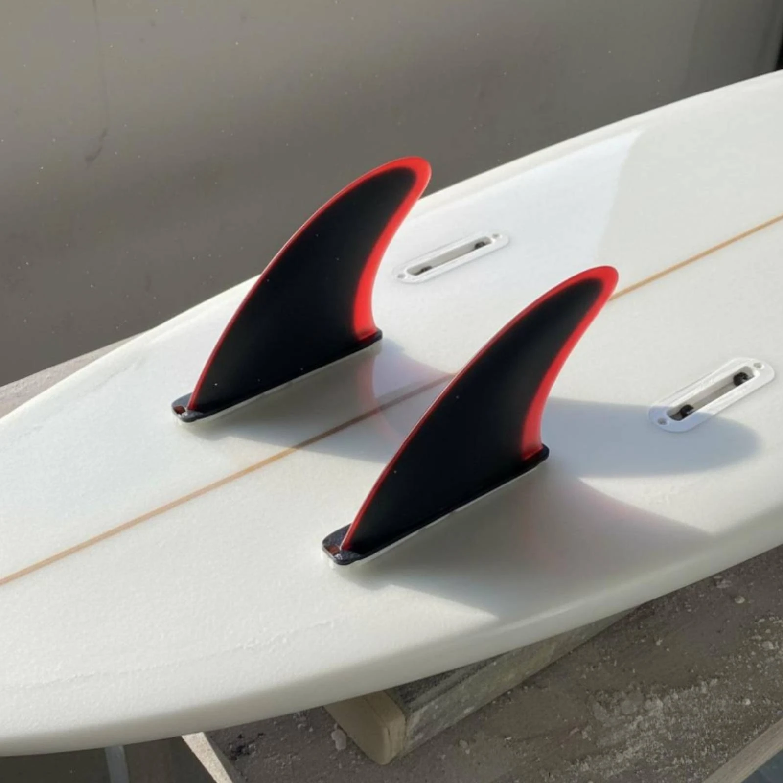 2 Pieces Surfboard Fin System II Wave-Riding Fin Long-Lasting Double Tab Wave-Riding Fin Water Sports Gear Lightweight Fluid
2 Pieces Surfboard Fin System II Wave-Riding Fin Long-Lasting Double Tab Wave-Riding Fin Water Sports Gear Lightweight Fluid