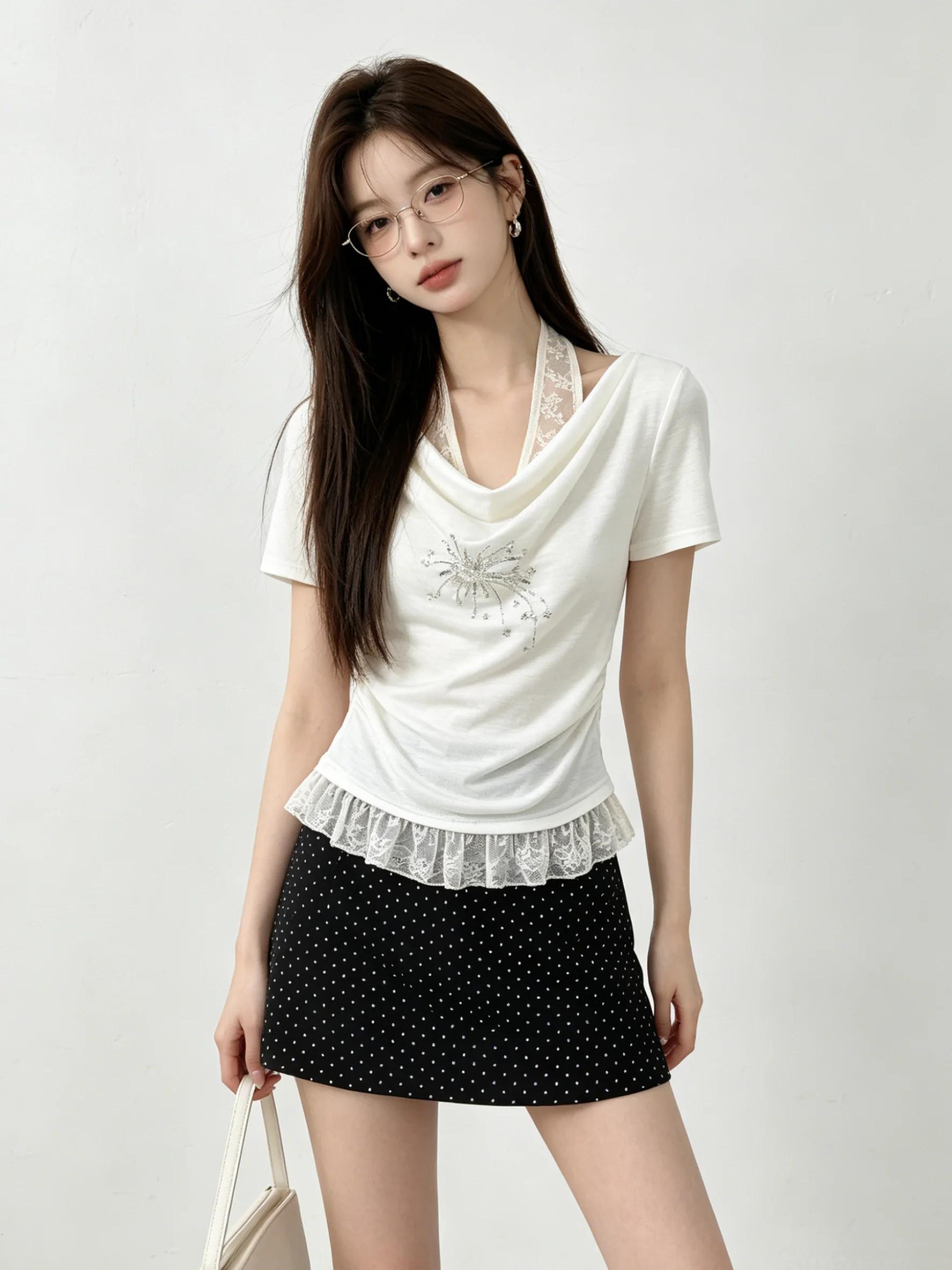 Elegant Lace Short Sleeve T-Shirt Women's Summer New Style Slimming Neck Hanging Design Korean Style Standard Fit Breathable ...
Elegant Lace Short Sleeve T-Shirt Women's Summer New Style Slimming Neck Hanging Design Korean Style Standard Fit Breathable ...