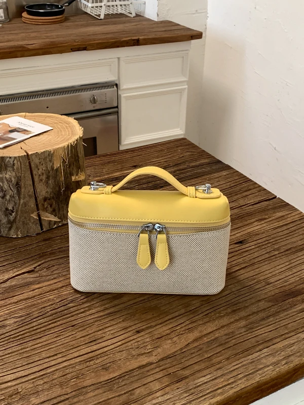 Fashionable Color Block Small Square Bag Women's Handbag Commuter Bag Versatile Spring Summer New Style Single Shoulder Cross...
Fashionable Color Block Small Square Bag Women's Handbag Commuter Bag Versatile Spring Summer New Style Single Shoulder Cross...