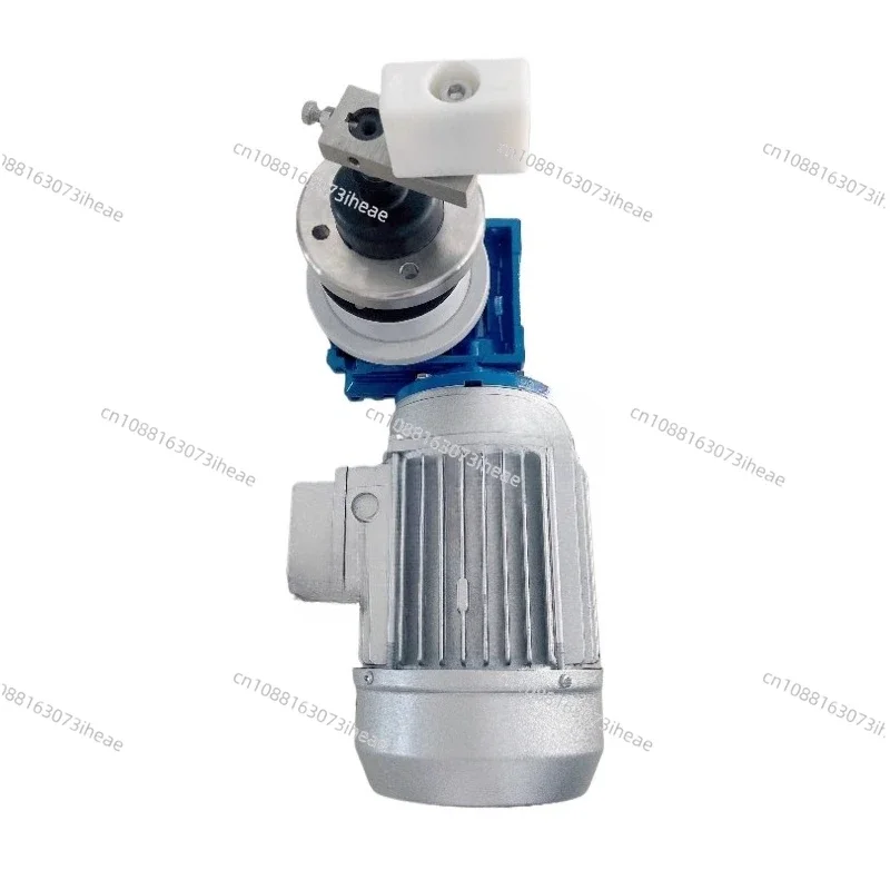 Commercial Dishwasher Conveyor Motor & Gear Reducer - Compatible with CCA200/CCA250, Output Shaft Included
Commercial Dishwasher Conveyor Motor & Gear Reducer - Compatible with CCA200/CCA250, Output Shaft Included