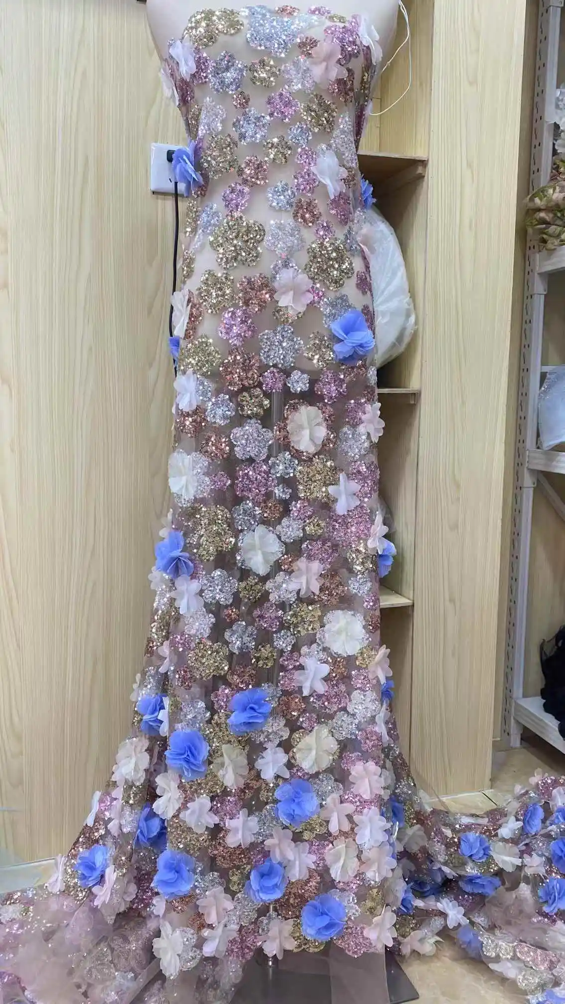 2025 New African French Nigerian Lace 3D Flower Fabric With Beads Sequins Mesh for Embroidery Wedding Party Bride Sewing Dress
2025 New African French Nigerian Lace 3D Flower Fabric With Beads Sequins Mesh for Embroidery Wedding Party Bride Sewing Dress