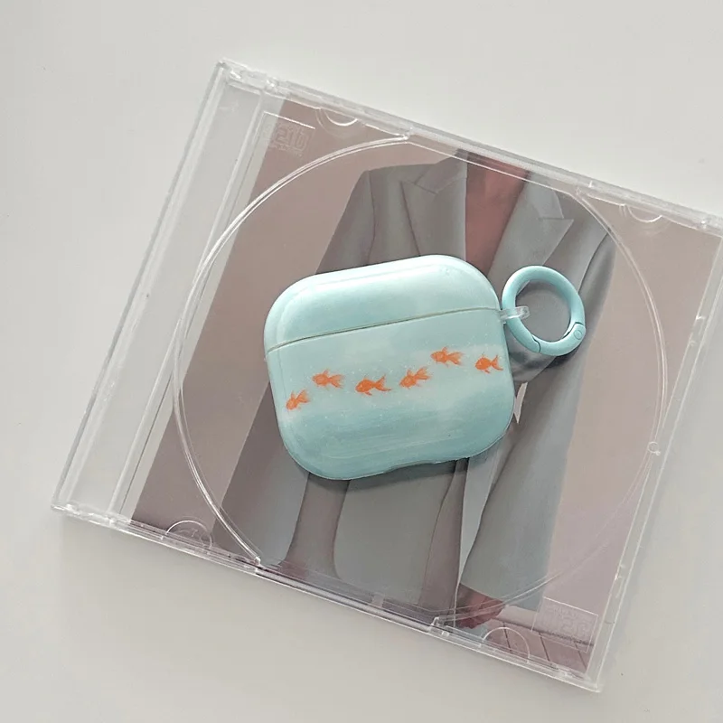 Goldfish Anti Drop Wireless Bluetooth Earphone Case Suitable for Airpods 3 airpods 4 AirPods pro 2 Fashion Earphone Accessories
Goldfish Anti Drop Wireless Bluetooth Earphone Case Suitable for Airpods 3 airpods 4 AirPods pro 2 Fashion Earphone Accessories