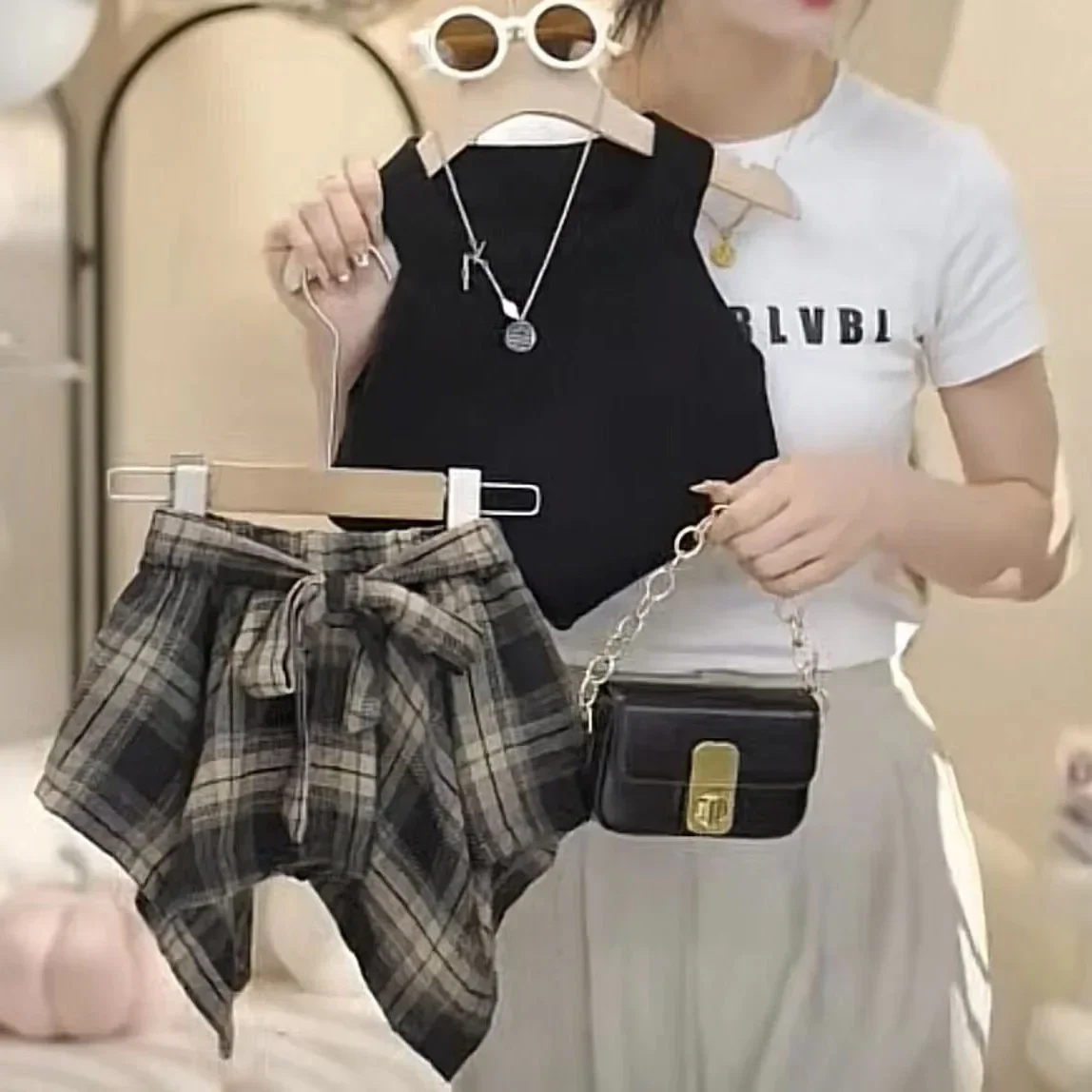 Children Summer Set 2024 New Fashionable Children Tank Top and Skirt Pants Two Piece Set for Girls Kids Clothes
Children Summer Set 2024 New Fashionable Children Tank Top and Skirt Pants Two Piece Set for Girls Kids Clothes