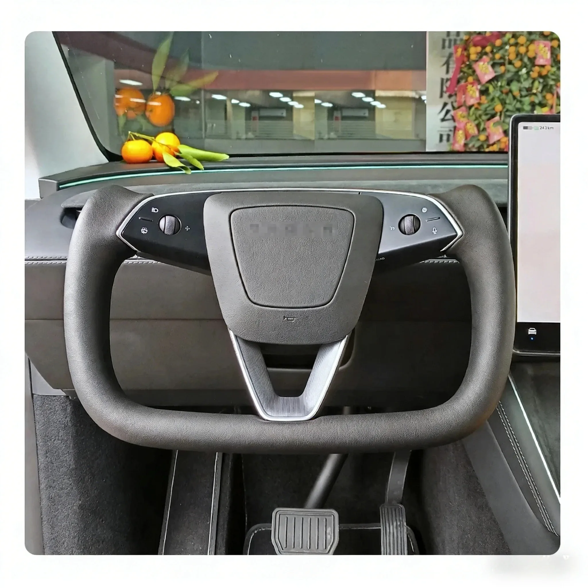 Yoke Steering Wheel For Tesla 2025 Yoke Handle for New Model Y Juniper Heating Personalized Racing Leather Customized Accessory
Yoke Steering Wheel For Tesla 2025 Yoke Handle for New Model Y Juniper Heating Personalized Racing Leather Customized Accessory