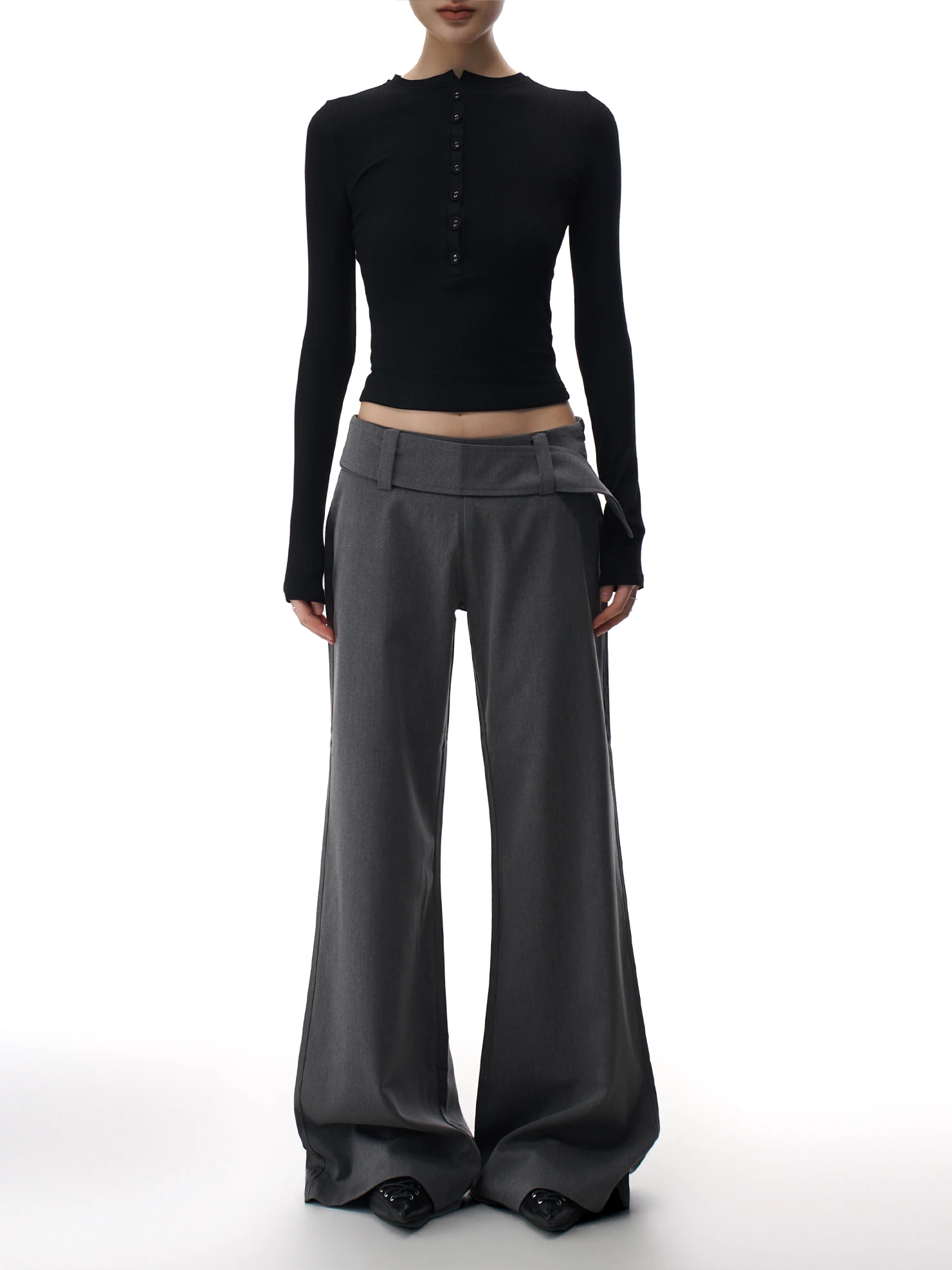 Женские повседневные брюки-клеш с низкой талией, весна 2026: модный дизайн, стройнящие, струящиеся, в пол
Женские повседневные брюки-клеш с низкой талией, весна 2026: модный дизайн, стройнящие, струящиеся, в пол